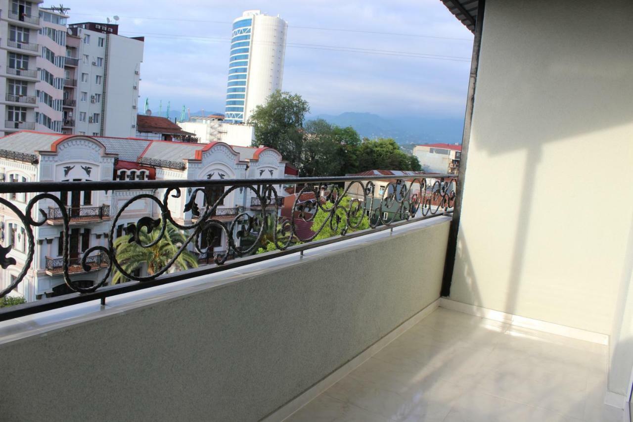 Hotel Union Batumi Zewnętrze zdjęcie