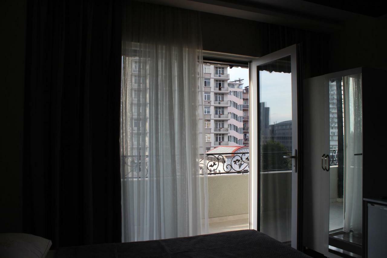 Hotel Union Batumi Zewnętrze zdjęcie
