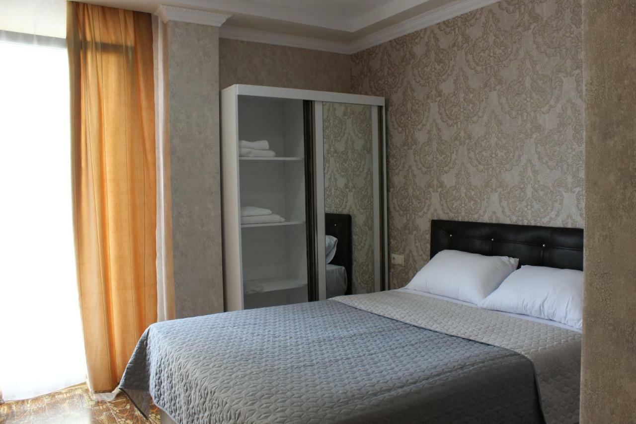 Hotel Union Batumi Zewnętrze zdjęcie